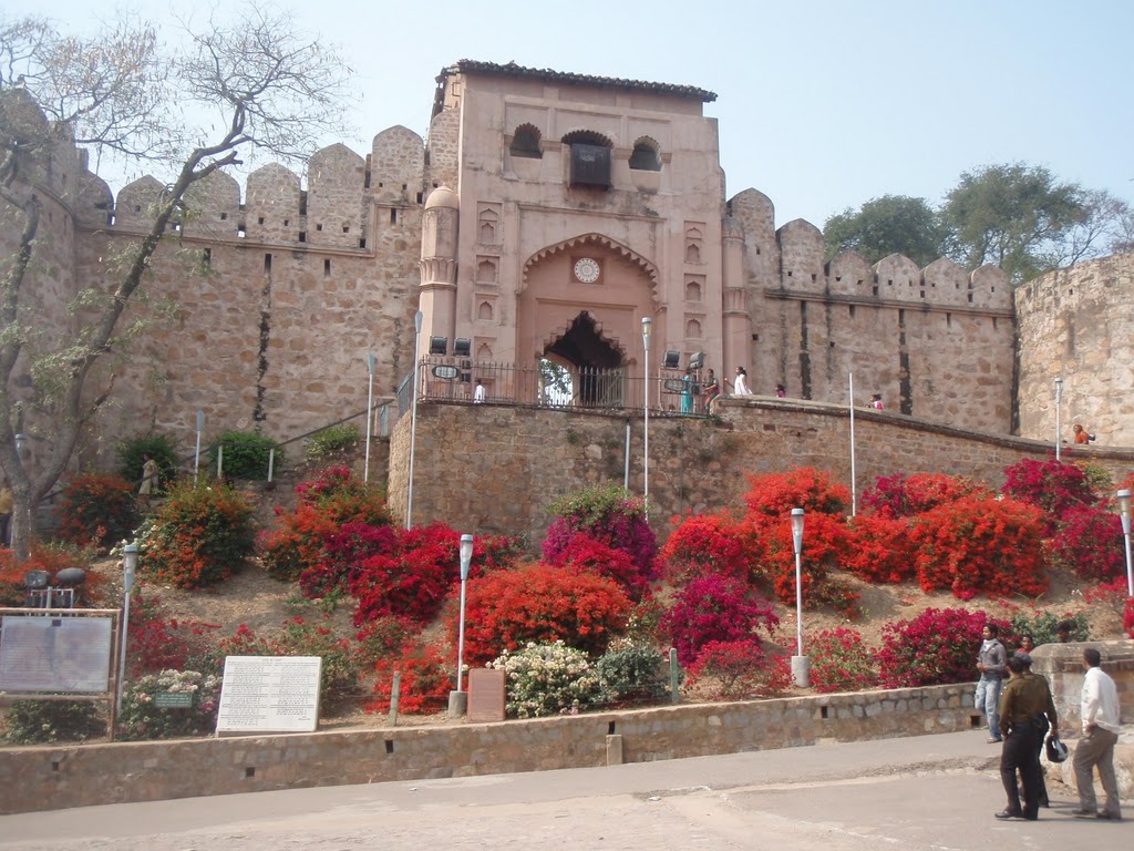 Джанси. Джханси Уттар-Прадеш. Jhansi Fort. Jhansi город. Джханси (город).