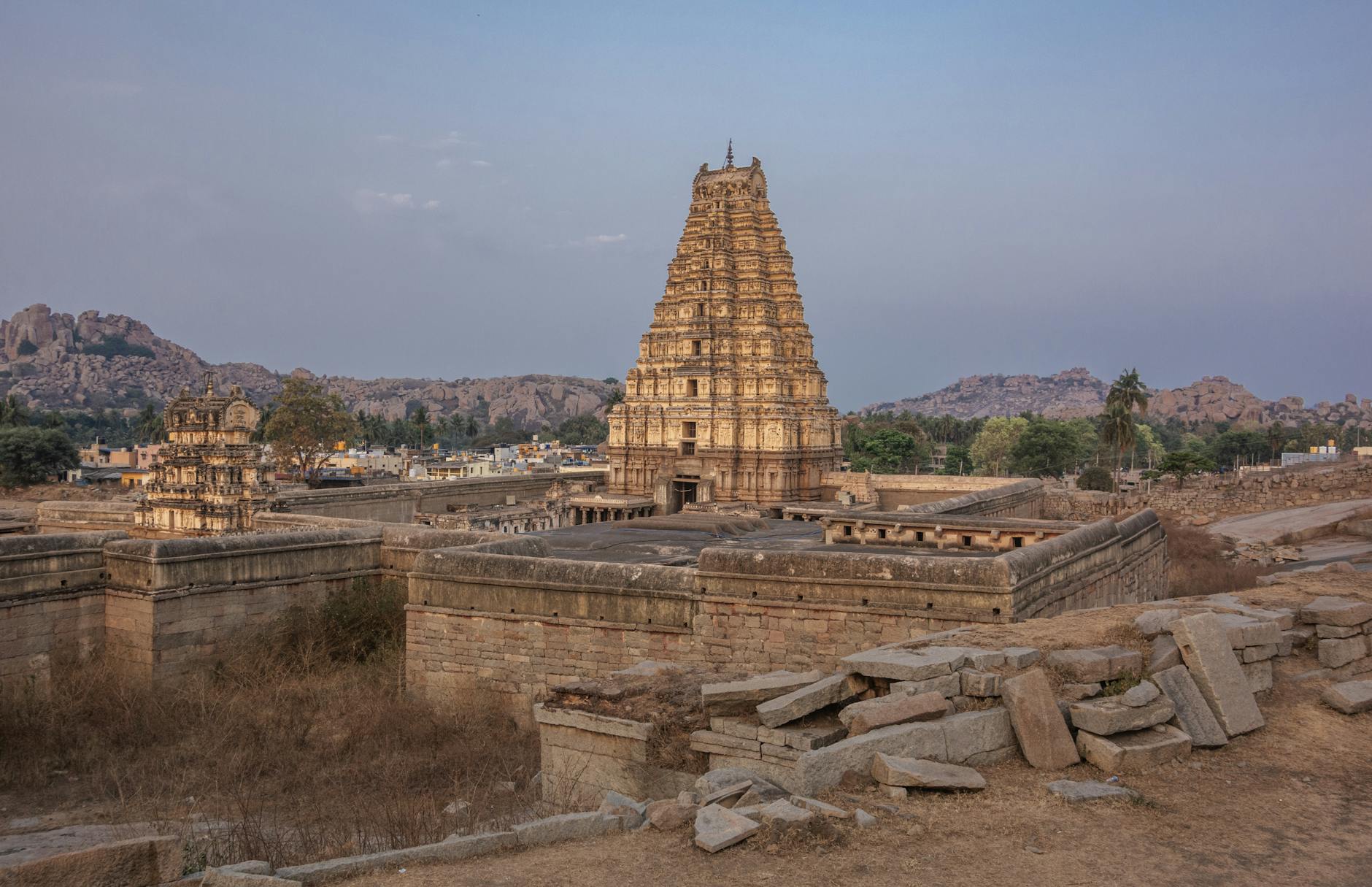Hampi, Karnataka — Virupaksha Temple amid granite boulders