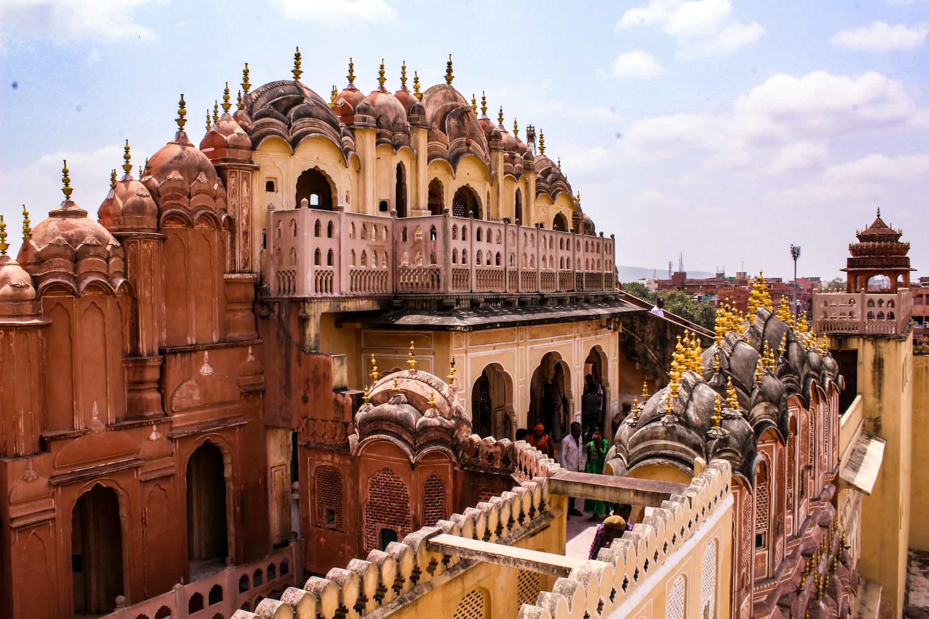 Hawa Mahal, Jaipur — iconic pink sandstone façade
