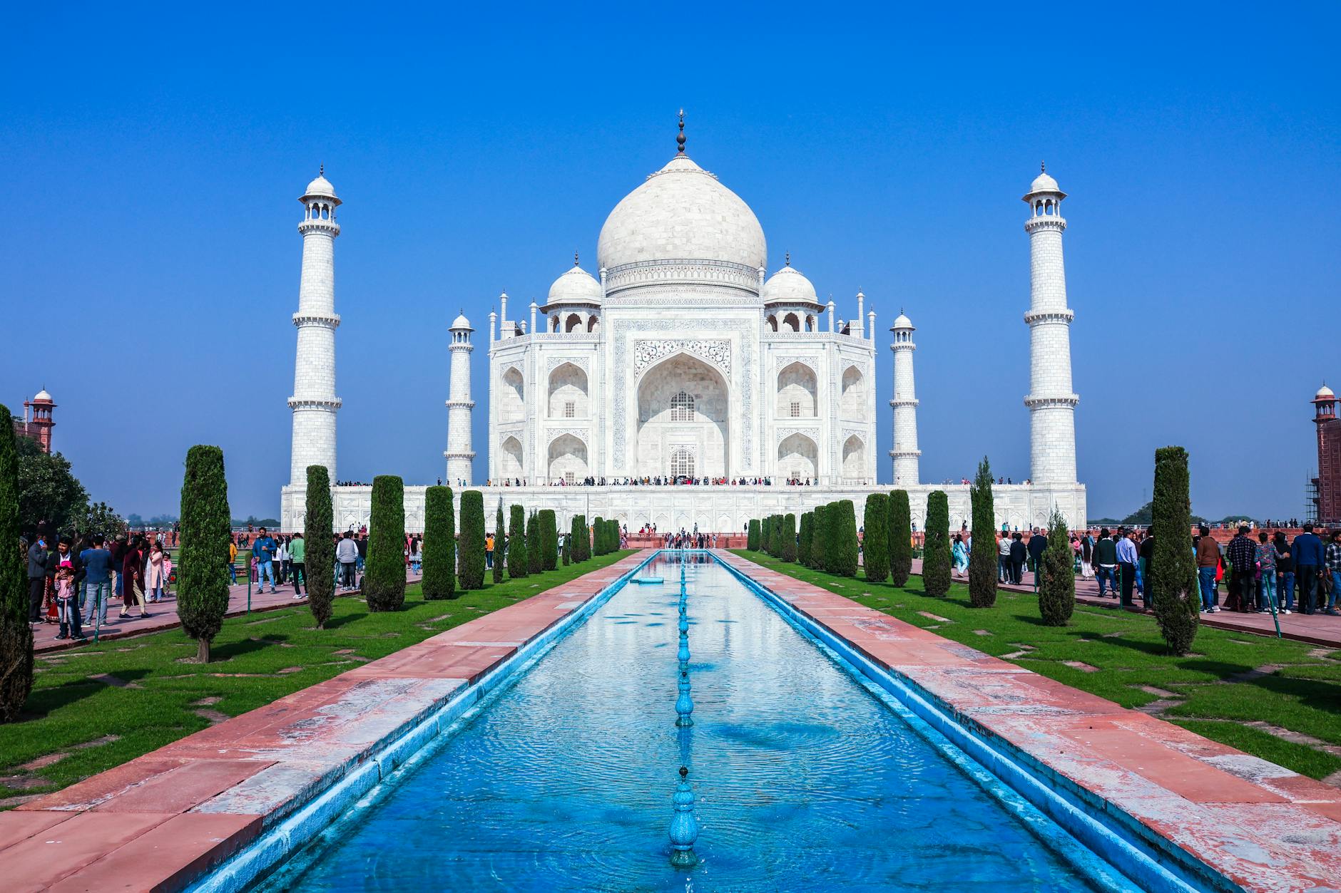 Taj Mahal, Agra — symmetrical view from reflecting pool